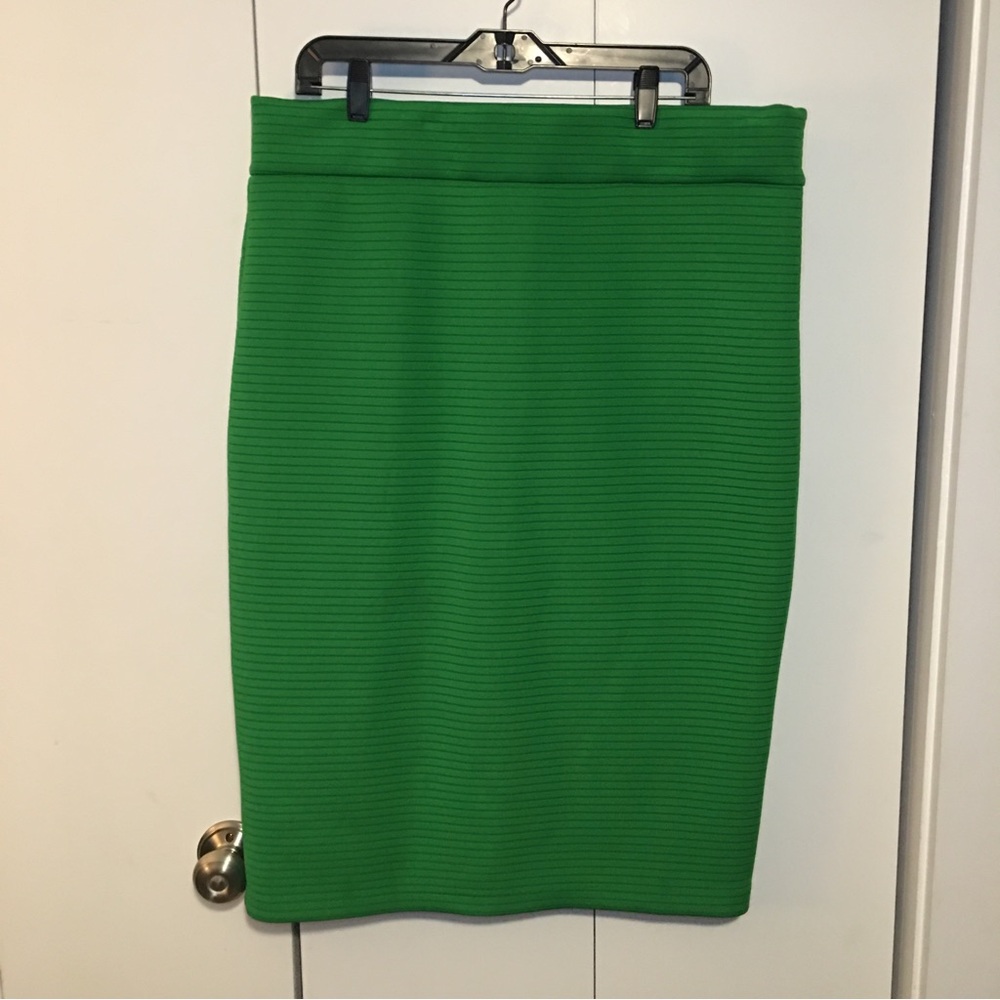 Eloquii Neoprene Pencil Skirt Green Size 18 Preowned